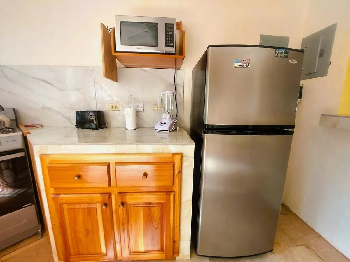 Lägenhet Stoney Gate Cottage -Cozy Green Bungalow With Wifi, Ac And Tv Negril